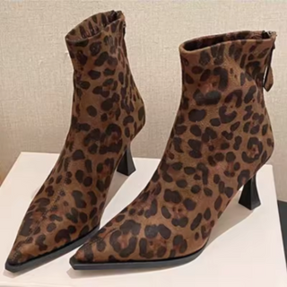 FMECB- Modern Heeled Boot