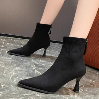 FMECB- Modern Heeled Boot