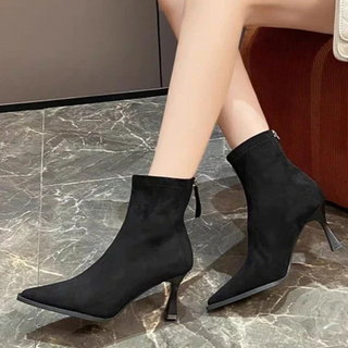 FMECB- Modern Heeled Boot